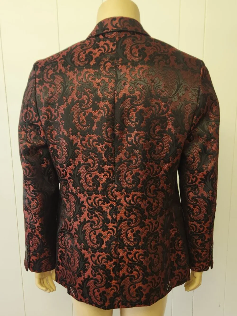 brocade dinner jacket M men's red black formal INC